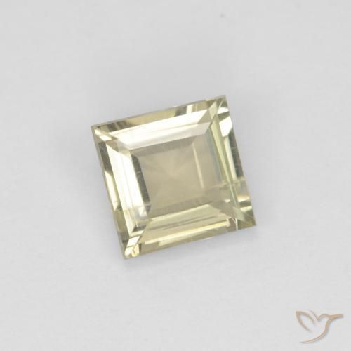 Diásporo con Cambio de Color Amarillo muy claro natural de 0.70 ct, Cuadrado, VS