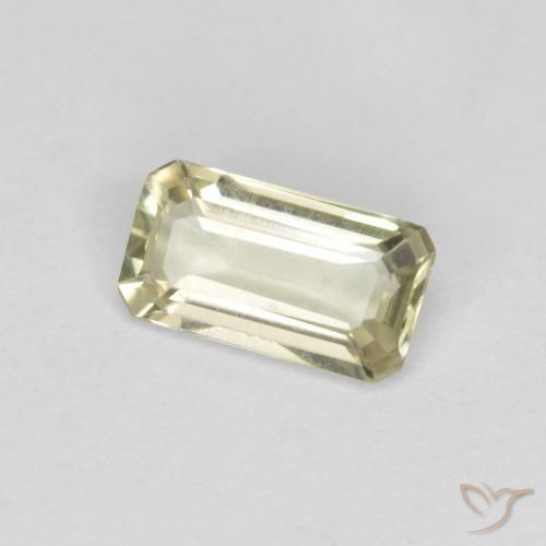 Diásporo con Cambio de Color Beige amarillo natural de 0.55 ct, Corte Octágono / Esmeralda, VS