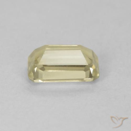 Diásporo con Cambio de Color Amarillo claro natural de 0.79 ct, Corte Octágono / Esmeralda, VVS