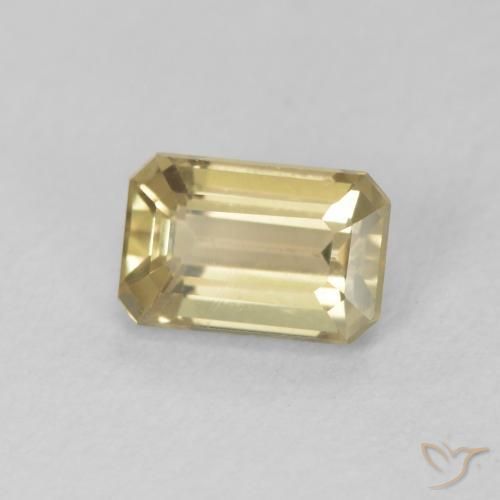 Diásporo con Cambio de Color Amarillo claro natural de 0.88 ct, Corte Octágono / Esmeralda, VVS