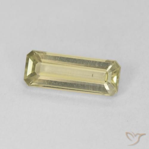 Diásporo con Cambio de Color Amarillo claro natural de 1.35 ct, Corte Octágono / Esmeralda, VVS