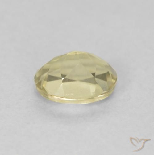 Diásporo con Cambio de Color Amarillo claro natural de 0.44 ct, Ovalada, VVS