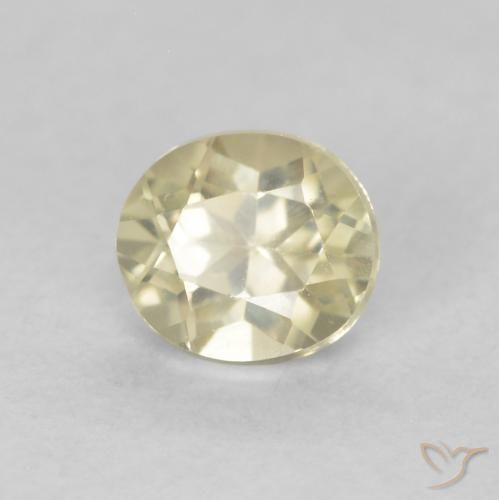 Diásporo con Cambio de Color Amarillo claro natural de 0.53 ct, Ovalada, VVS