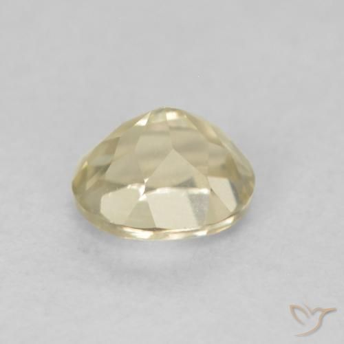 Diásporo con Cambio de Color Amarillo claro natural de 0.53 ct, Ovalada, VVS