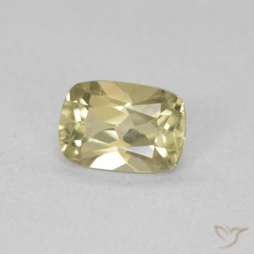 Diásporo con Cambio de Color Amarillo claro natural de 0.89 ct, Forma Cojín, VVS