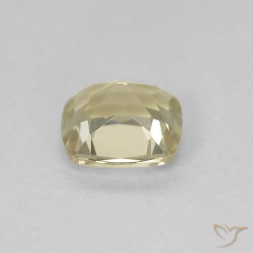 Diásporo con Cambio de Color Amarillo claro natural de 0.67 ct, Forma Cojín, VVS