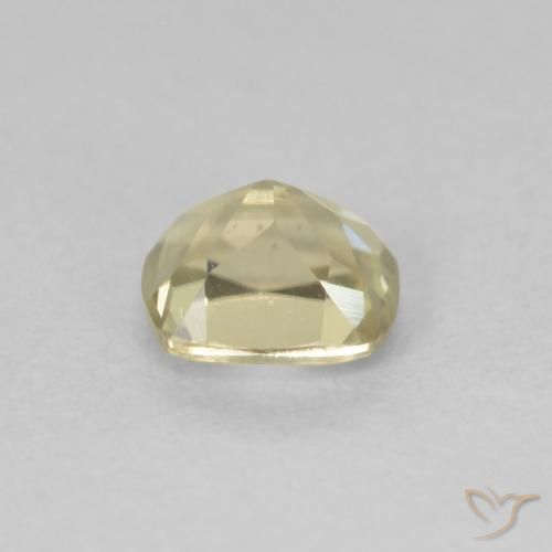 Diásporo con Cambio de Color Amarillo claro natural de 0.60 ct, Forma Cojín, VVS-VS