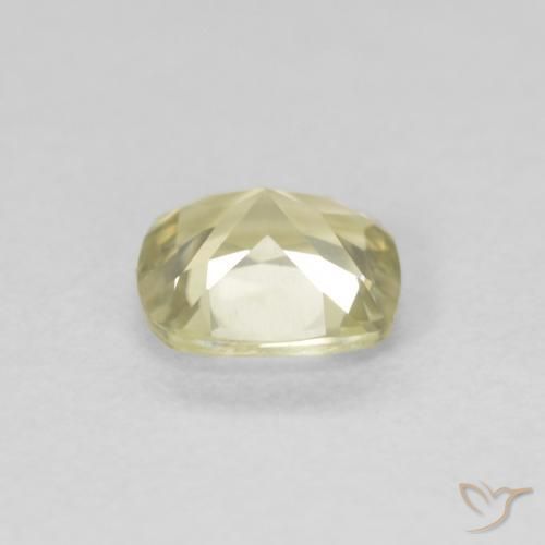 Diásporo con Cambio de Color Amarillo claro natural de 0.57 ct, Forma Cojín, VVS