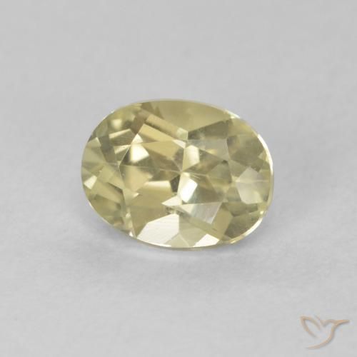 Diásporo con Cambio de Color Amarillo muy claro natural de 0.88 ct, Corte Óvalo, VVS-VS