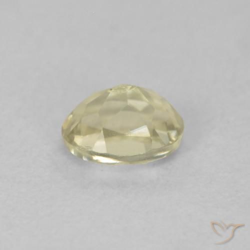 Diásporo con Cambio de Color Amarillo claro natural de 0.40 ct, Ovalada, VS