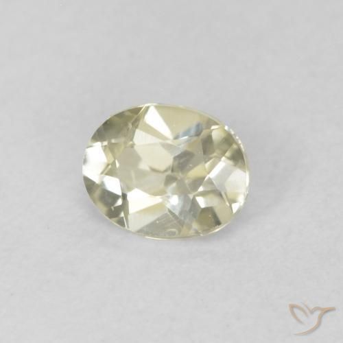 Diásporo con Cambio de Color Amarillo muy claro natural de 0.32 ct, Ovalada, VVS-VS