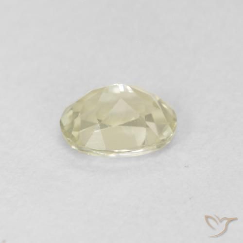 Diásporo con Cambio de Color Amarillo muy claro natural de 0.32 ct, Ovalada, VVS-VS