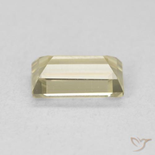 Diásporo con Cambio de Color Amarillo claro natural de 0.86 ct, Corte Baguette, VVS-VS