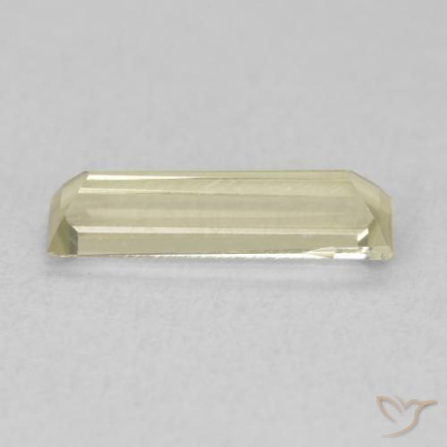 Diásporo con Cambio de Color Amarillo claro natural de 0.58 ct, Corte Baguette, VVS-VS