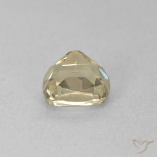 Diásporo con Cambio de Color Amarillo claro natural de 0.67 ct, Forma Cojín, VVS-VS