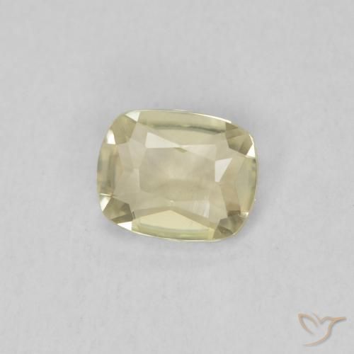 Diásporo con Cambio de Color Amarillo claro natural de 0.41 ct, Forma Cojín, VVS-VS
