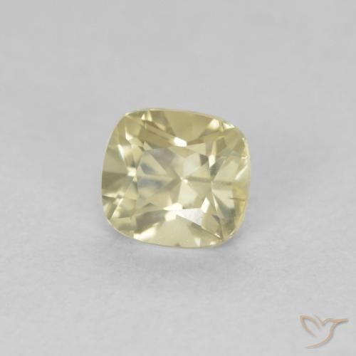 Diásporo con Cambio de Color Amarillo muy claro natural de 0.64 ct, Forma Cojín, VVS-VS
