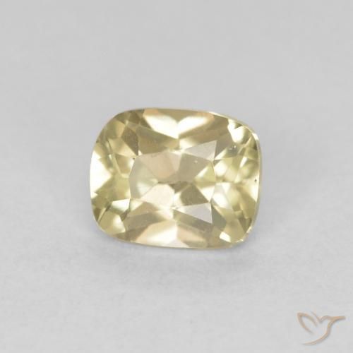 Diásporo con Cambio de Color Amarillo claro natural de 0.72 ct, Forma Cojín, VVS-VS