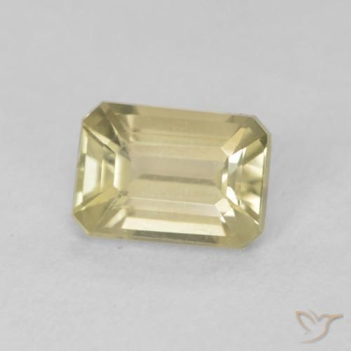 Diásporo con Cambio de Color Amarillo suave natural de 0.86 ct, Corte Octágono / Esmeralda, VVS-VS