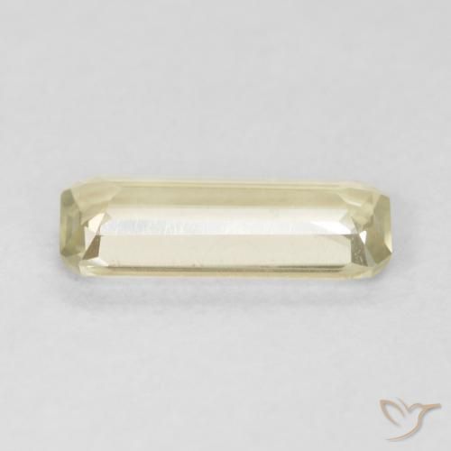 Diásporo con Cambio de Color Amarillo claro natural de 0.80 ct, Corte Octágono / Esmeralda, VVS