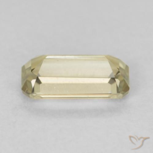 Diásporo con Cambio de Color Amarillo suave natural de 0.55 ct, Corte Octágono / Esmeralda, VVS