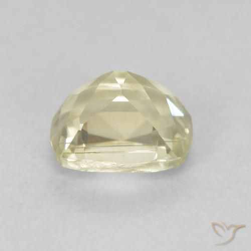 Diásporo con Cambio de Color Amarillo claro natural de 0.73 ct, Forma Cojín, VS