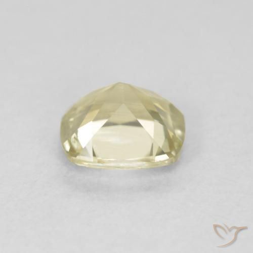 Diásporo con Cambio de Color Amarillo claro natural de 0.75 ct, Forma Cojín, VS
