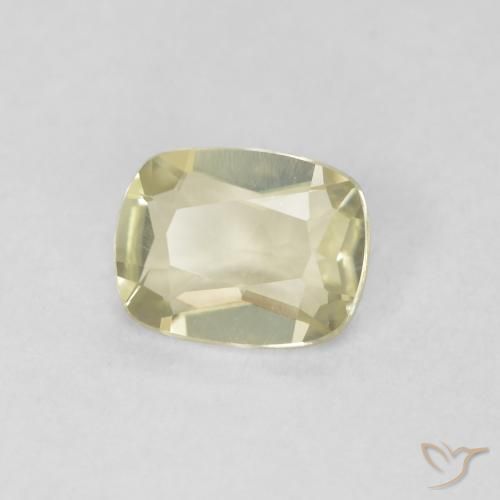 Diásporo con Cambio de Color Amarillo claro natural de 0.50 ct, Forma Cojín, VVS