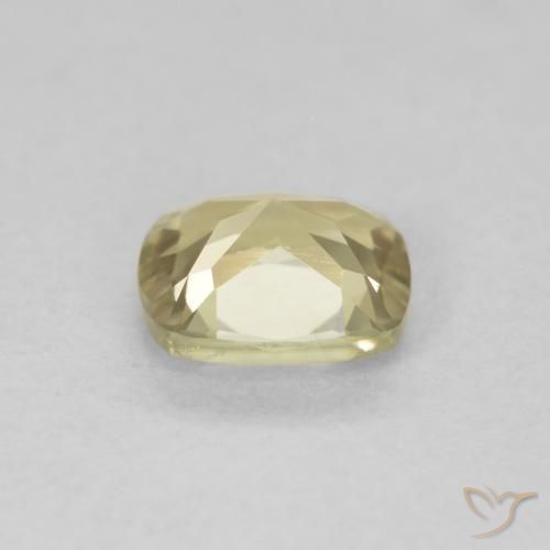 Diásporo con Cambio de Color Amarillo claro natural de 0.68 ct, Forma Cojín, VVS