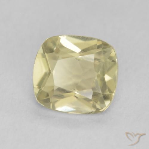 Diásporo con Cambio de Color Amarillo claro natural de 1.04 ct, Forma Cojín, VVS