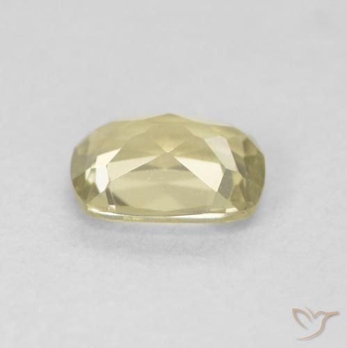 Diásporo con Cambio de Color Amarillo claro natural de 0.75 ct, Forma Cojín, VVS