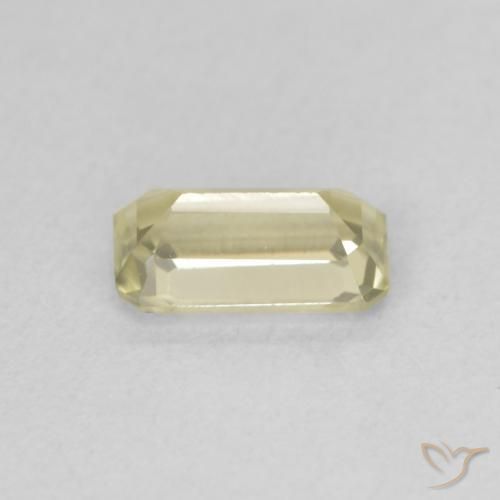 Diásporo con Cambio de Color Amarillo claro natural de 0.88 ct, Corte Octágono / Esmeralda, VVS-VS