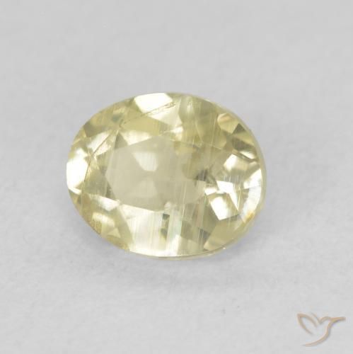 Diásporo con Cambio de Color Amarillo claro natural de 0.76 ct, Ovalada, VS-SI