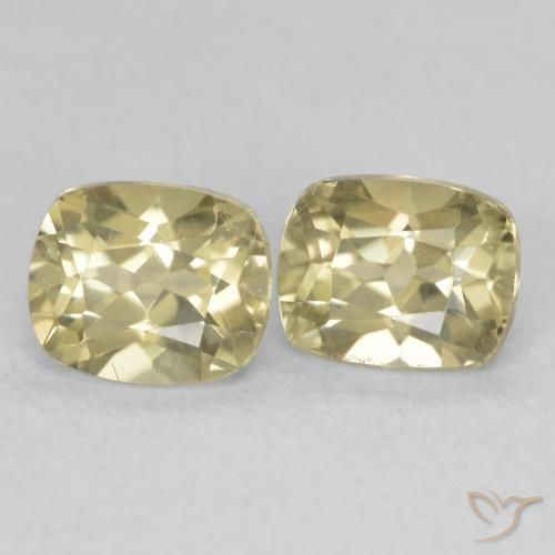 Gemas de Diásporo con Cambio de Color Amarillo suave natural de 1.68 ct, Forma Cojín, VVS-VS