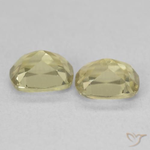 Gemas de Diásporo con Cambio de Color Amarillo suave natural de 1.68 ct, Forma Cojín, VVS-VS