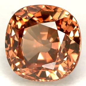 Granate que cambia de color Naranja natural de 1.11 ct, Corte Cojín, VS