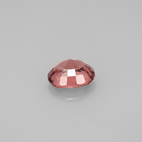 Granate que cambia de color Rosado naranja natural de 1.31 ct, Corte Óvalo, VVS-VS