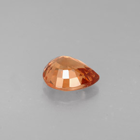 Granate con cambio de color  natural de 1,23 ct, en forma de pera, VVS-VS