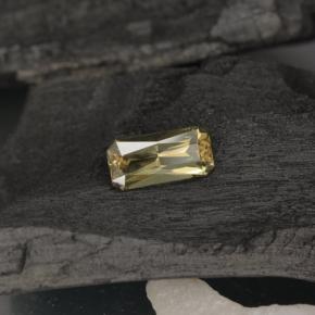 Granate con cambio de color amarillo natural de 0,71 ct, corte esmeralda, VS