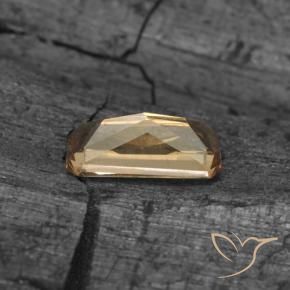 Granate que cambia de color Marrón-oro natural de 0.71 ct, Corte Octágono / Esmeralda, VS