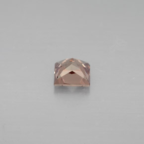 Granate que cambia de color rosado / rojo naranja natural de 0.54 ct, Cuadrado, VVS-VS