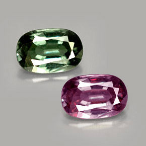 Granate que cambia de color Verde a rojo natural de 1.08 ct, Corte Óvalo, VS