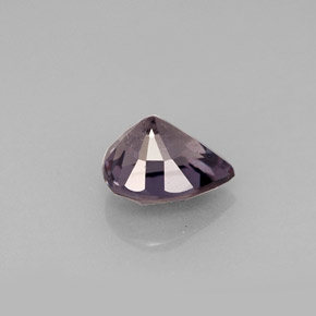 Granate que cambia de color Violeta a rojo natural de 1.76 ct, En forma de pera, VS