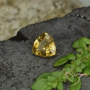 Granate con cambio de color amarillo natural de 0,61 ct, trillón, VS