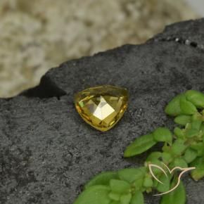Granate con cambio de color amarillo natural de 0,61 ct, trillón, VS