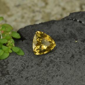 Granate con cambio de color amarillo natural de 0,68 ct, trillón, VS