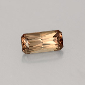 Granate con cambio de color cambio de color natural de 0,76 ct, corte esmeralda, VS