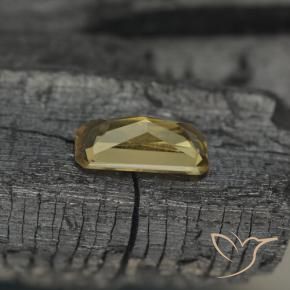 Granate que cambia de color Dorado oscuro natural de 0.70 ct, Corte Octágono / Esmeralda, VVS-VS