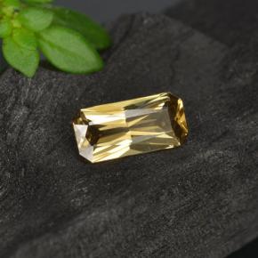 Granate que cambia de color Marrón-oro natural de 0.57 ct, corte esmeralda, VVS