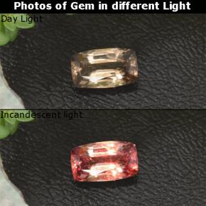 Granate que cambia de color Oro natural de 1.14 ct, Corte Cojín, VS-SI